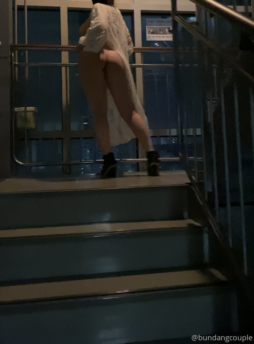 【2023-06-12】Fuxxing boobs in the car