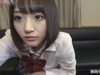 强奸魔迷翻漂亮的美女模特各种姿势把玩她的小嫩B...
